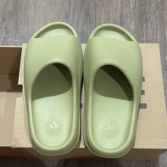 adidas Other - Adidas Yeezy Slide in Resin Tone